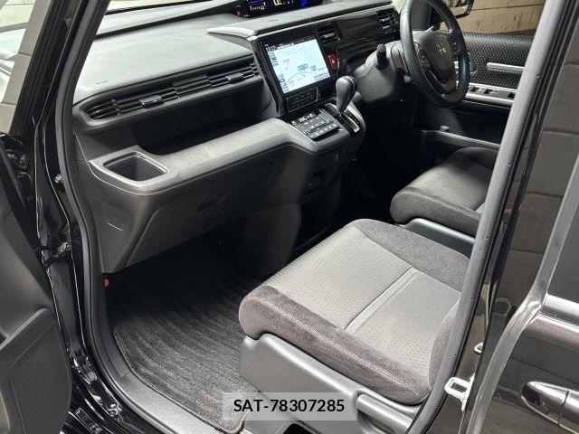 Honda STEP WGN 2018-02 8746048-7