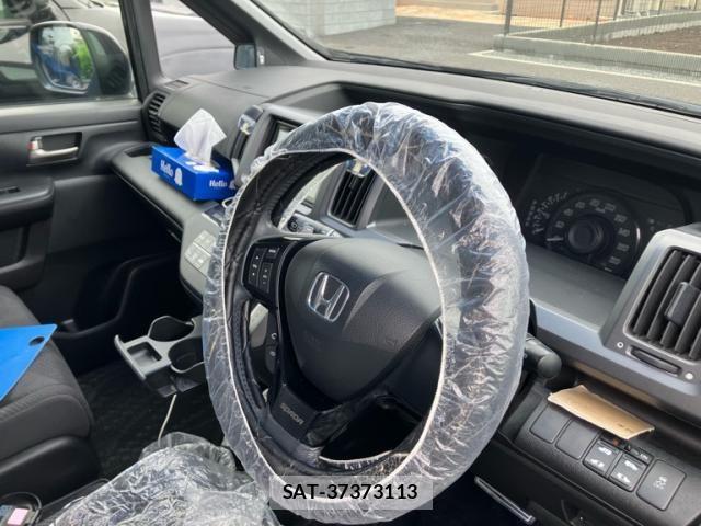 Honda STEP WGN 2011-11 8746079-13