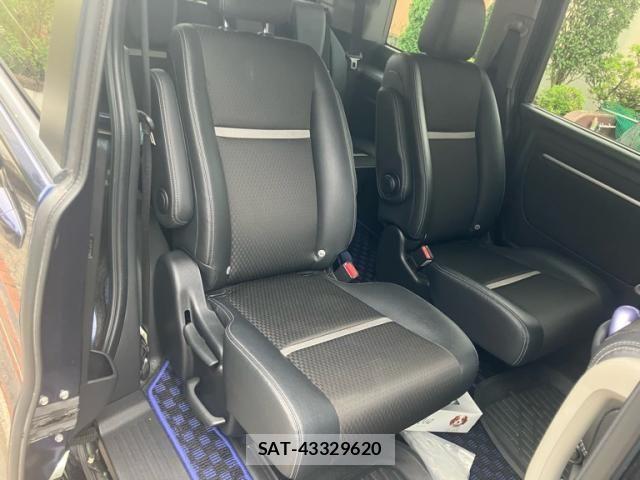 Honda STEP WGN 2018-02 8746053-9