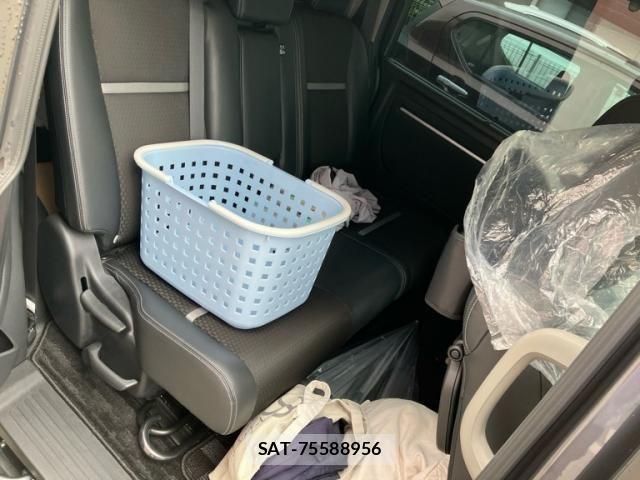 Honda STEP WGN 2020-10 8782170-13