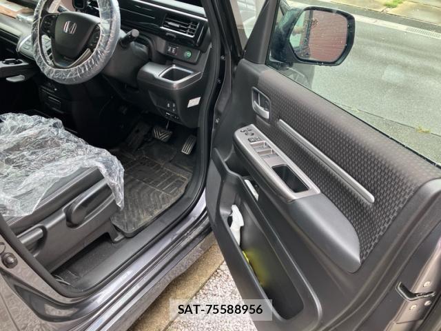 Honda STEP WGN 2020-10 8782170-15