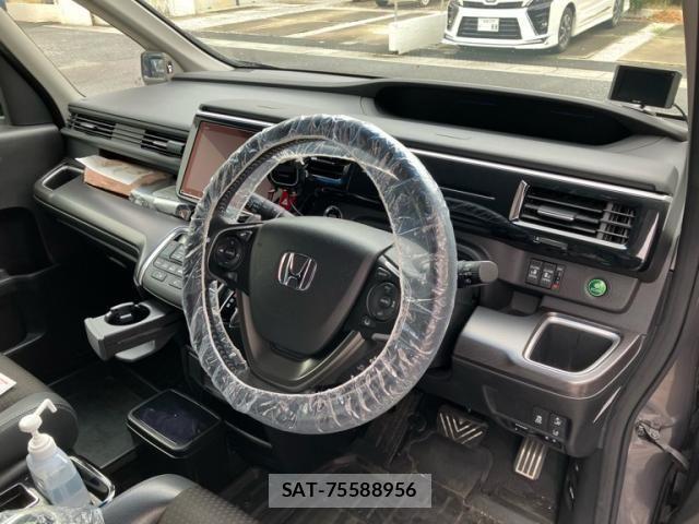 Honda STEP WGN 2020-10 8782170-17