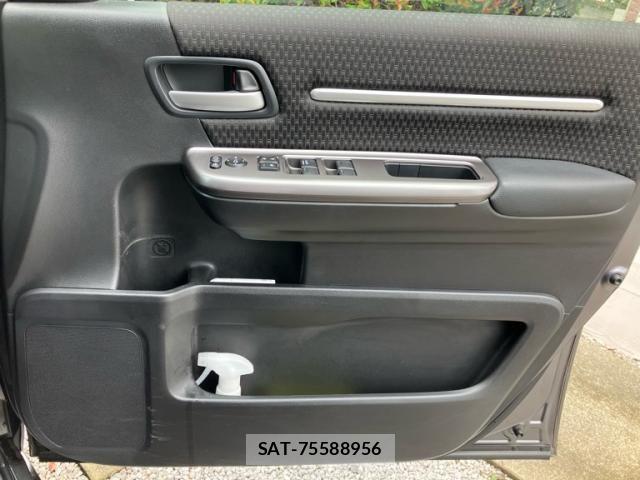 Honda STEP WGN 2020-10 8782170-19