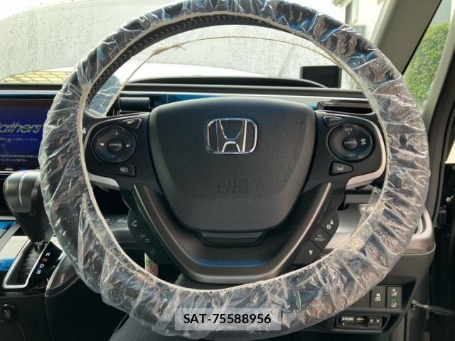 Honda STEP WGN 2020-10 8782170-21