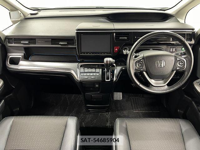 Honda STEP WGN 2017-10 8782169-1