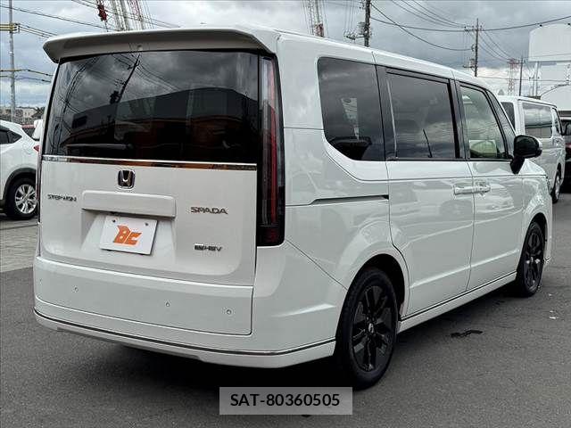 Honda STEP WGN 2022-11 8782167-14