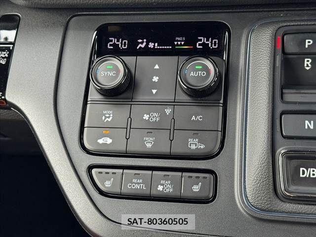 Honda STEP WGN 2022-11 8782167-3