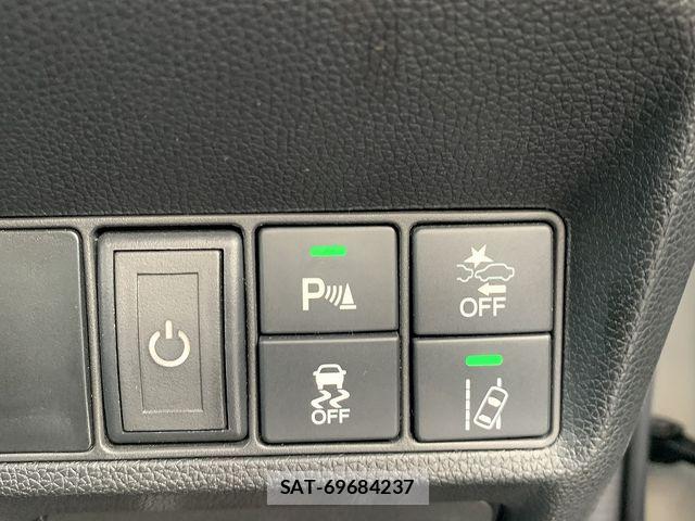 Honda STEP WGN 2016-11 8782172-10