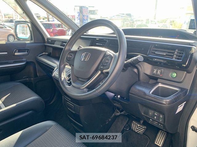 Honda STEP WGN 2016-11 8782172-16