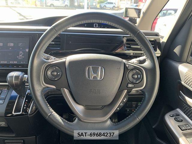 Honda STEP WGN 2016-11 8782172-3
