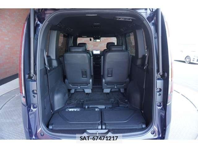 Honda STEP WGN 2023-11 8797585-9