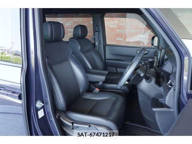 Honda STEP WGN 2023-11 8797585-5