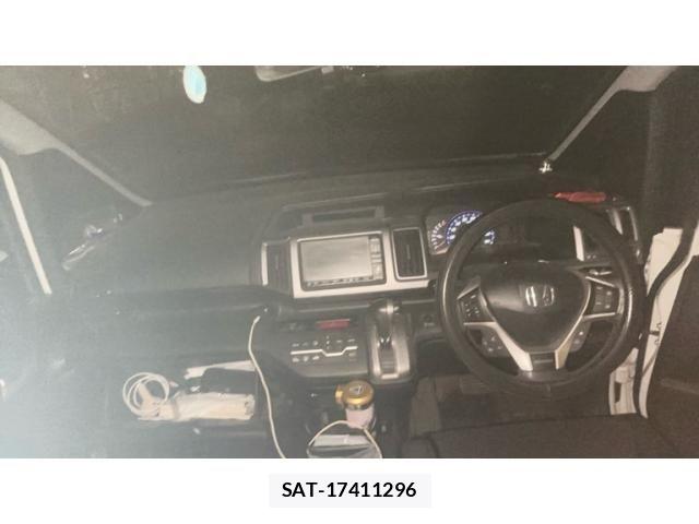Honda STEP WGN 2012-04 8797596-11