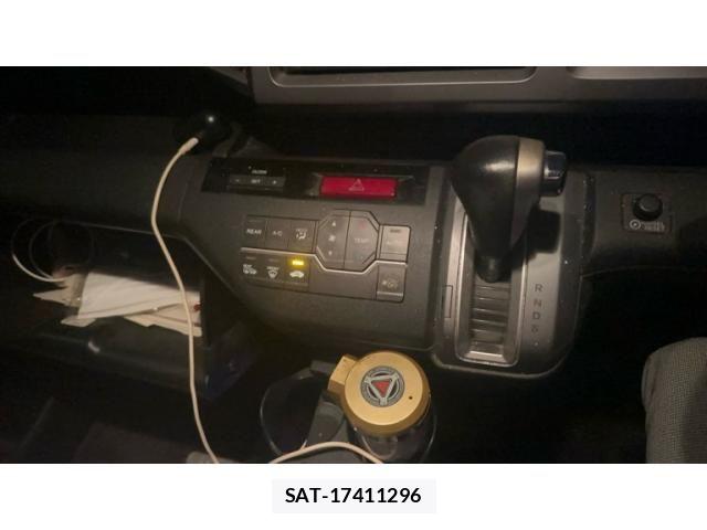 Honda STEP WGN 2012-04 8797596-13