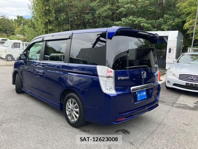 Honda STEP WGN 2011-02 8797594-2