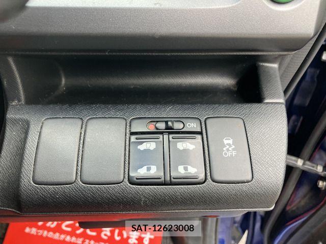 Honda STEP WGN 2011-02 8797594-6