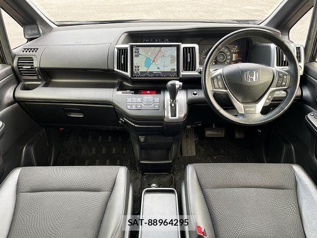 Honda STEP WGN 2014-02 8797590-1