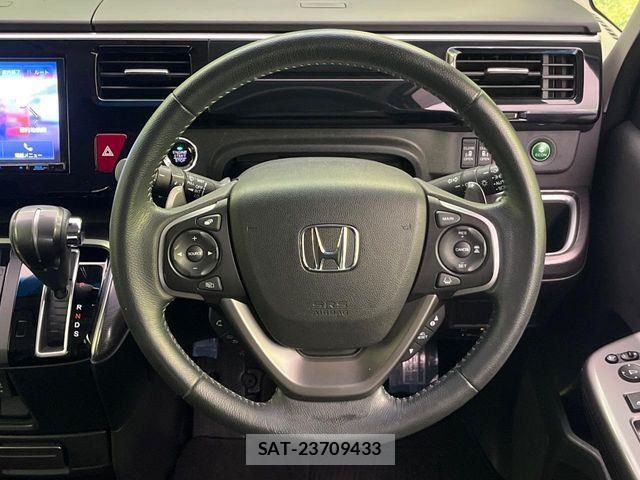 Honda STEP WGN 2019-12 8797588-11