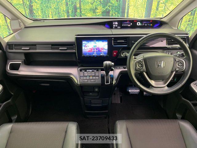 Honda STEP WGN 2019-12 8797588-1