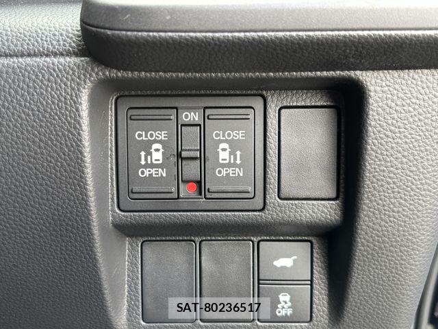 Honda STEP WGN 2026-01 8797586-21