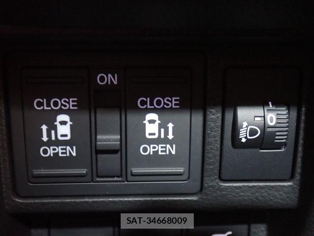 Honda STEP WGN 2023-06 8797584-20