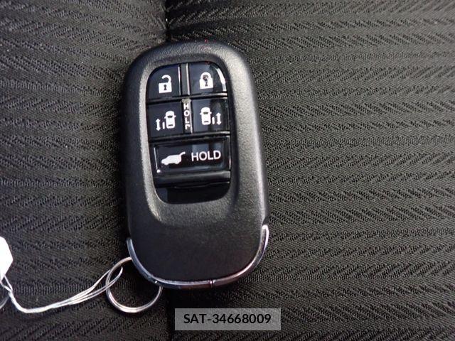 Honda STEP WGN 2023-06 8797584-29