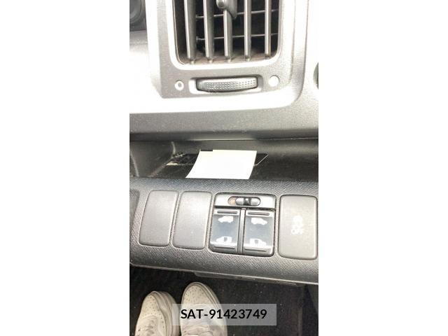 Honda STEP WGN 2011-07 8831820-11