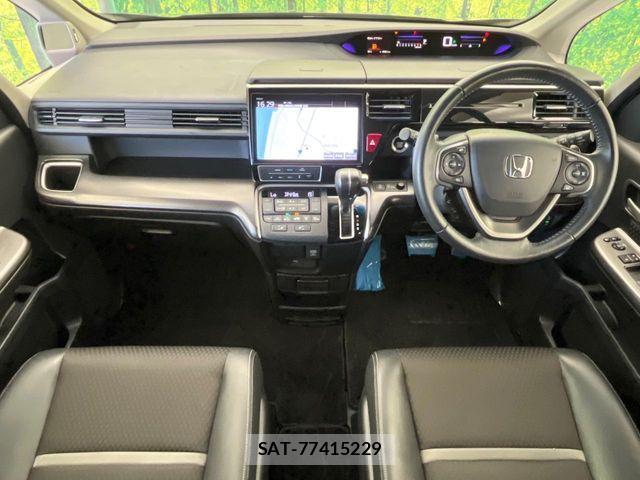 Honda STEP WGN 2017-09 8831784-2