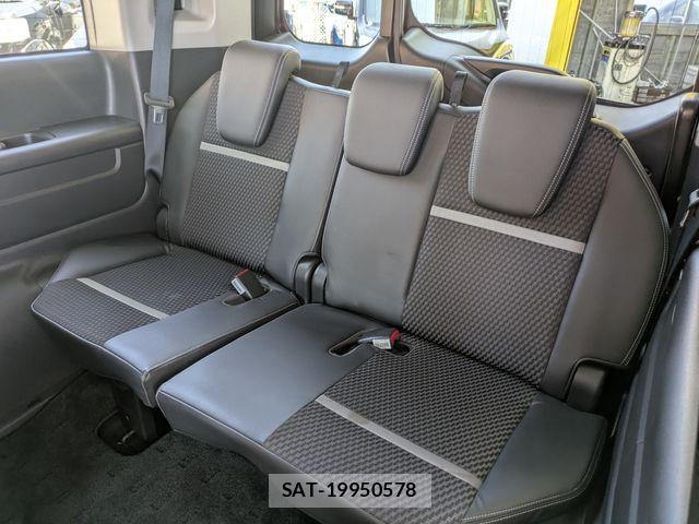 Honda STEP WGN 2016-05 8831802-4