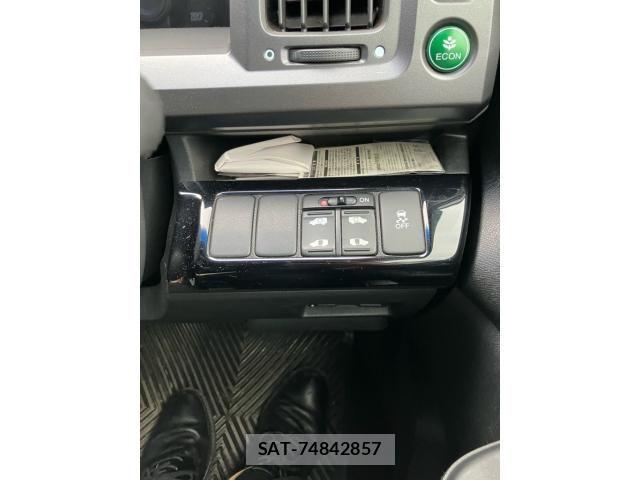 Honda STEP WGN 2010-03 8831816-15