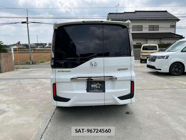Honda STEP WGN 2020-02 8831782-4