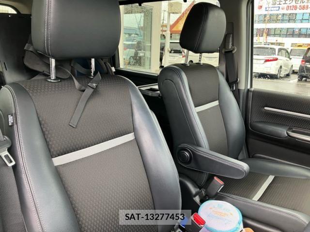 Honda STEP WGN 2022-03 8831781-11