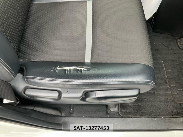 Honda STEP WGN 2022-03 8831781-12
