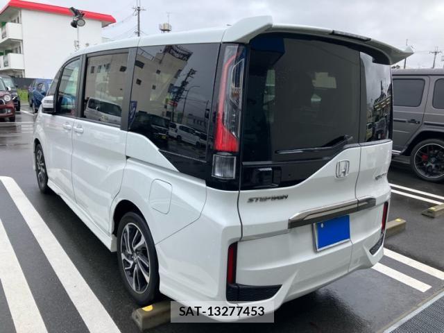 Honda STEP WGN 2022-03 8831781-4