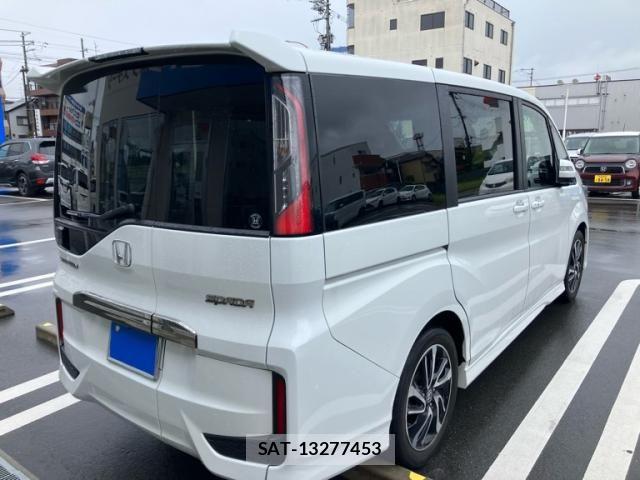 Honda STEP WGN 2022-03 8831781-5