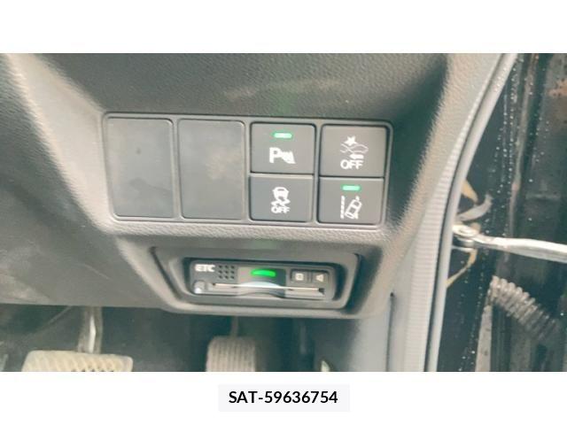 Honda STEP WGN 2017-02 8831804-15