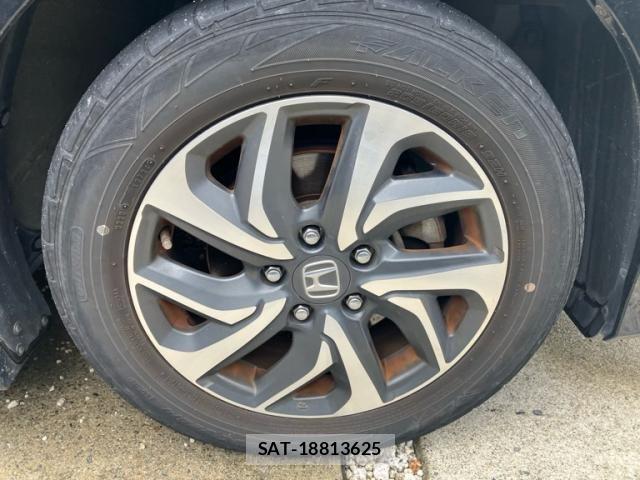 Honda STEP WGN 2017-03 8831805-26