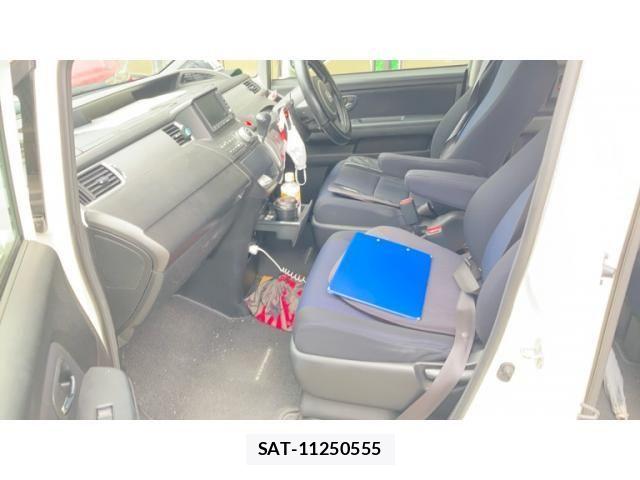 Honda STEP WGN 2009-06 8831819-17