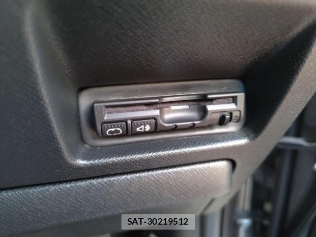Honda STEP WGN 2013-01 8831807-19