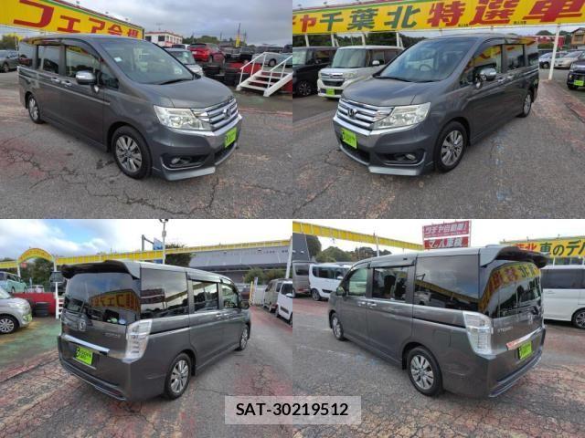 Honda STEP WGN 2013-01 8831807-3