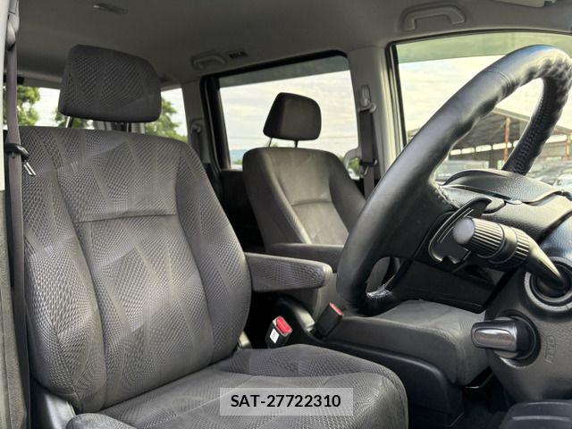 Honda STEP WGN 2012-01 8831815-11