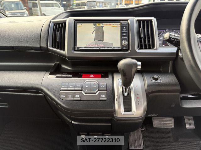 Honda STEP WGN 2012-01 8831815-18
