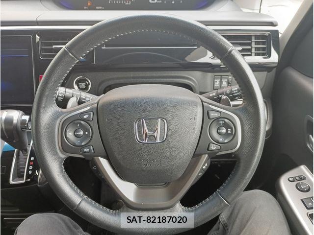 Honda STEP WGN 2021-04 8831789-9