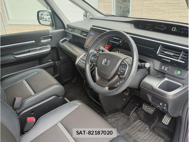 Honda STEP WGN 2021-04 8831789-1