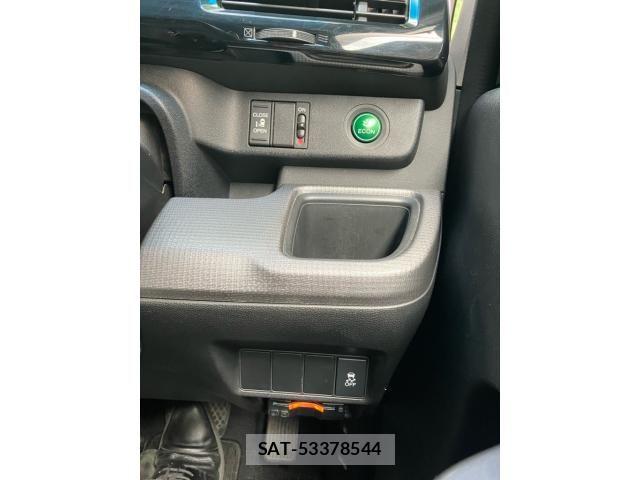 Honda STEP WGN 2015-09 8831808-12