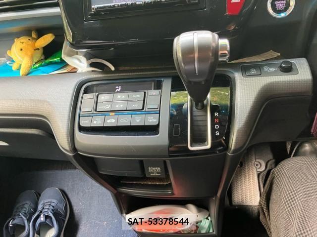 Honda STEP WGN 2015-09 8831808-14