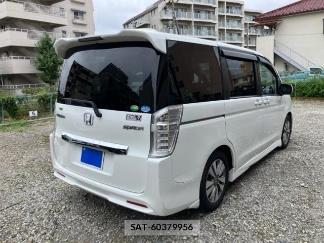 Honda STEP WGN 2013-09 8831814-3