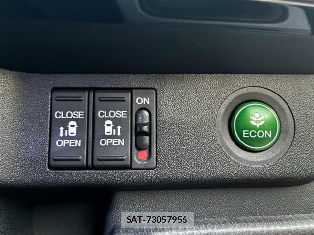 Honda STEP WGN 2016-02 8831801-21
