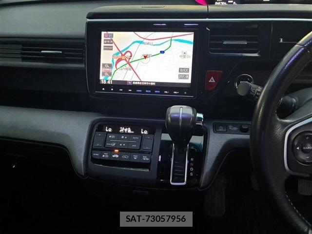 Honda STEP WGN 2016-02 8831801-25