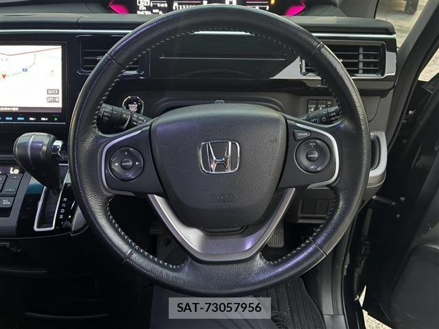 Honda STEP WGN 2016-02 8831801-28